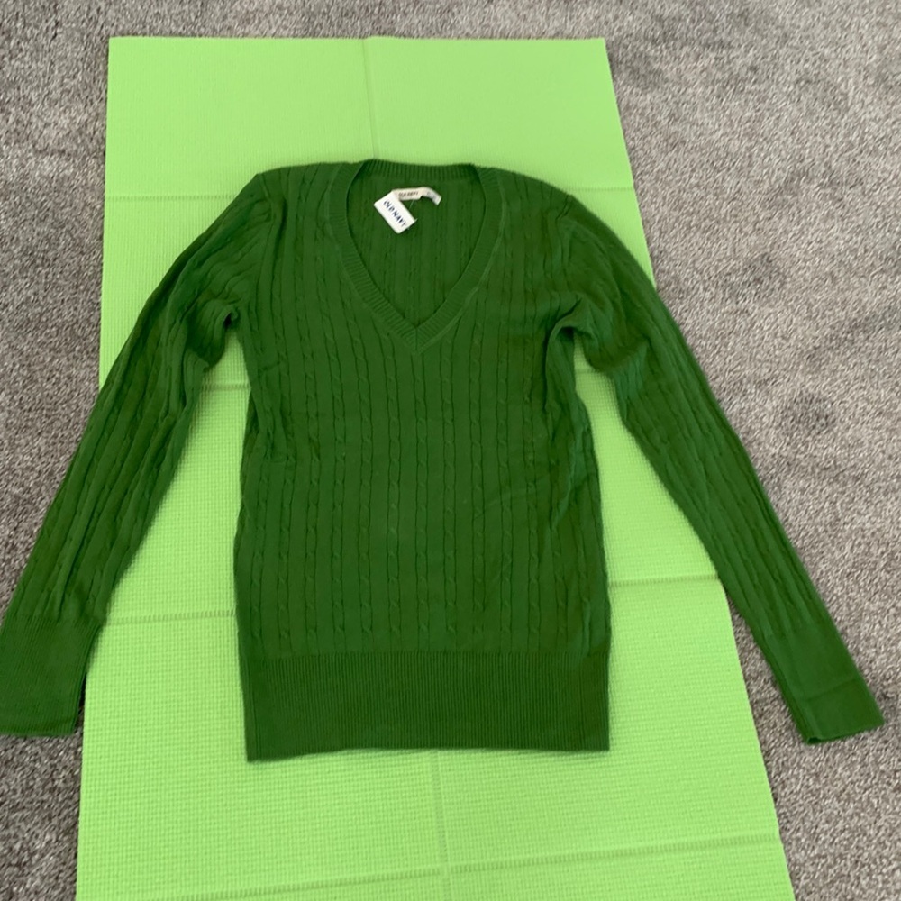 Old Navy sweater